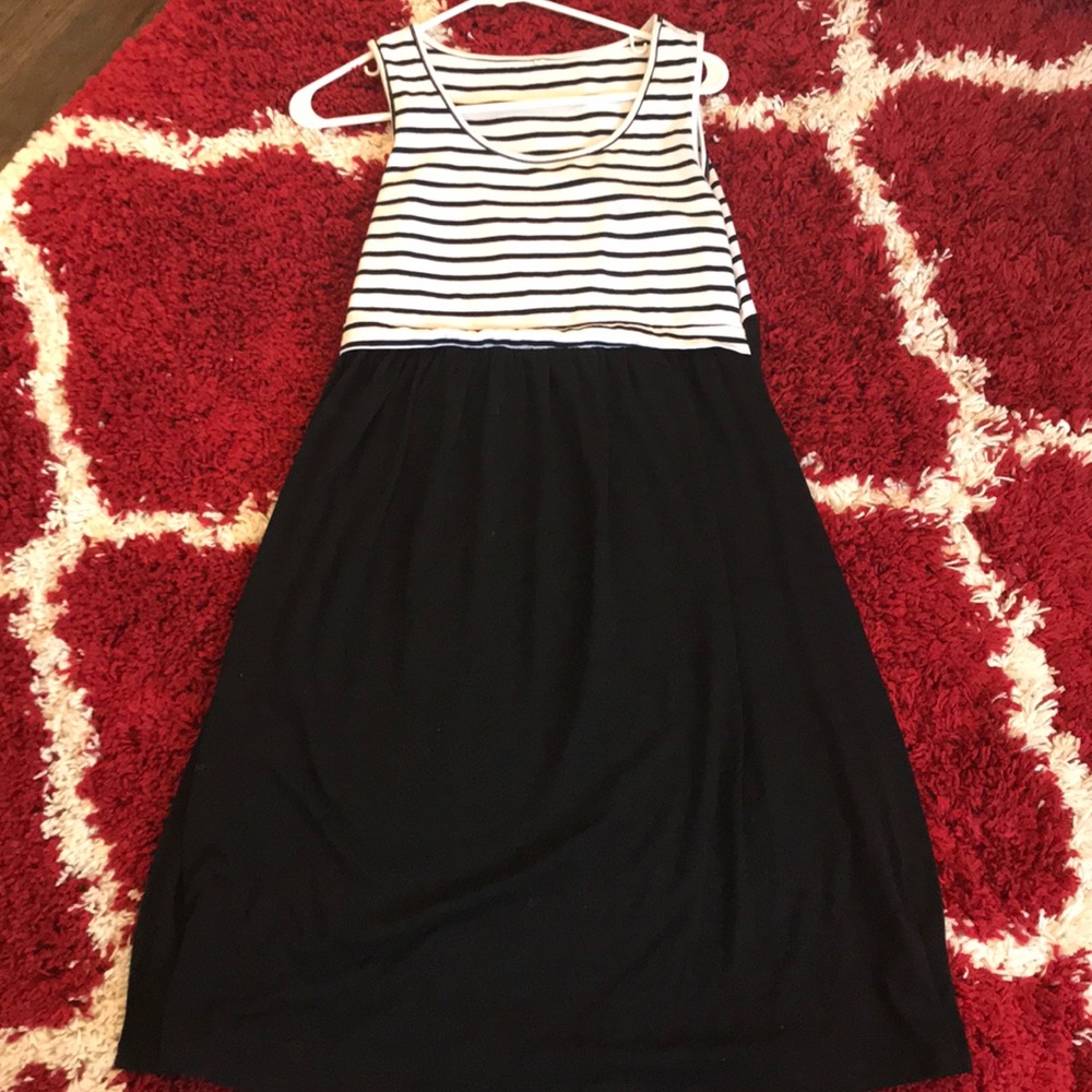 Maternity/nursing dress.